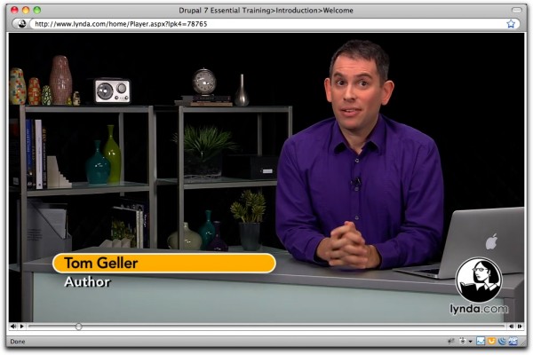 drupal7-ET-liveact.jpg Image of Tom Geller teaching Drupal Gardens Essential Training
